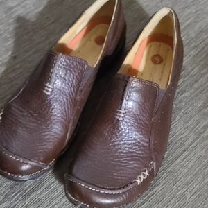 Unstructured Clark shoes